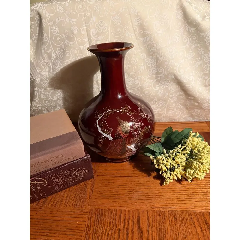 Vintage Maroon Peacock Vase - Japanese Chinoiserie Style - Picture 2 of 7